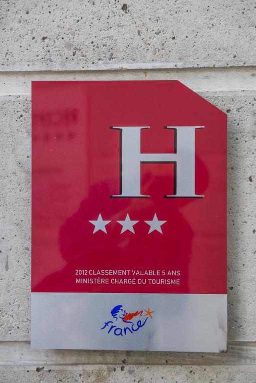 Hotel Des Capucins Le Puy-en-Velay ภายนอก รูปภาพ